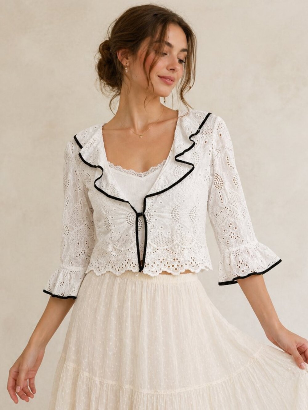 Peck & Peck White Eyelet Embroidered Ruffle Blouse Size 4